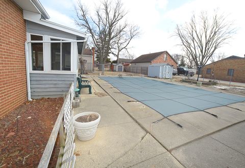 Tiny photo for 601 Arch Street, Ottawa, IL 61350 (MLS # 12576078)