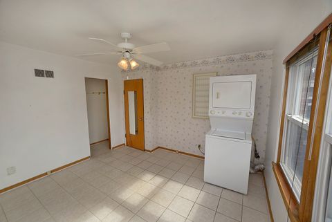 Tiny photo for 601 Arch Street, Ottawa, IL 61350 (MLS # 12576078)