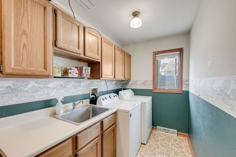 Tiny photo for 30 N Melanie Court, Crete, IL 60417 (MLS # 12593806)