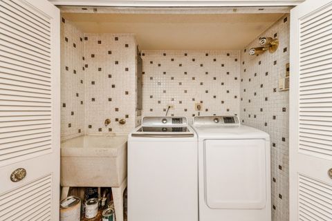 Tiny photo for 5471 S Hyde Park Boulevard #16AB, Chicago, IL 60615 (MLS # 12510560)