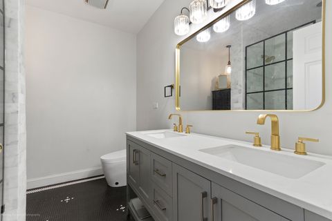 Tiny photo for 2409 W Catalpa Avenue #106, Chicago, IL 60625 (MLS # 12586678)
