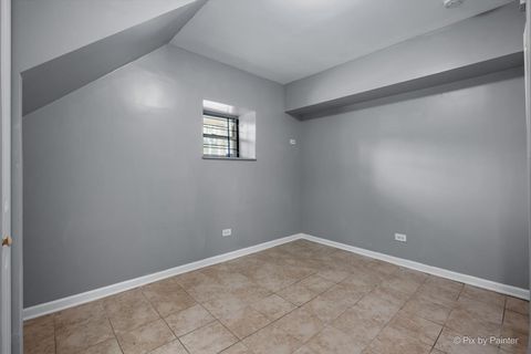 Tiny photo for 1157 E 61st Street #1, Chicago, IL 60637 (MLS # 12618246)