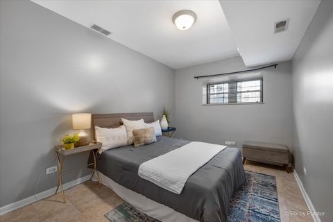 Tiny photo for 1157 E 61st Street #1, Chicago, IL 60637 (MLS # 12618246)