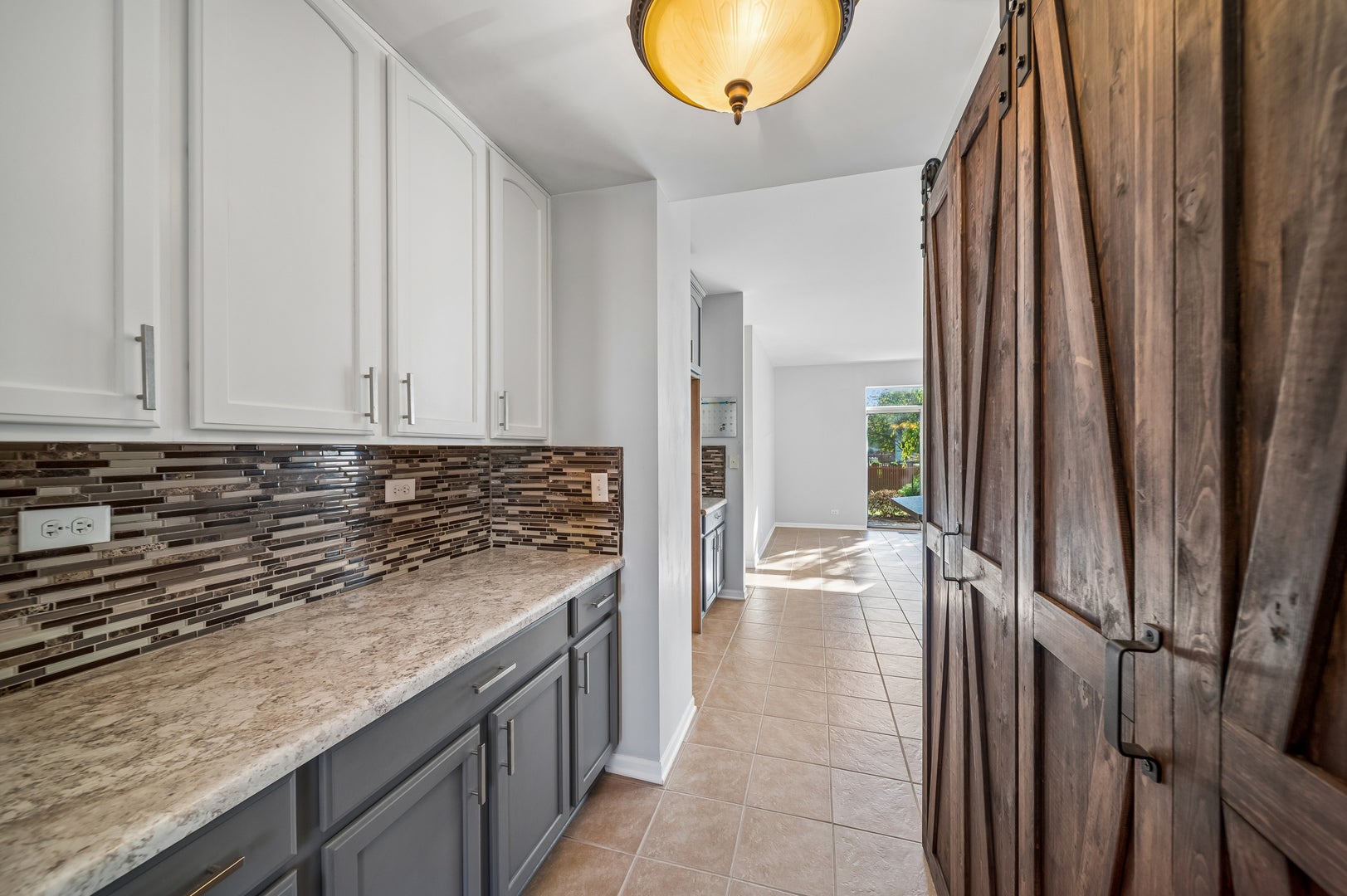 14001 Meadow Lane