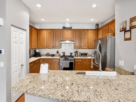 Tiny photo for 394 Broadmoor Lane, Bartlett, IL 60103 (MLS # 12774812)