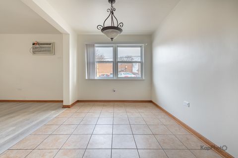 Tiny photo for 6914 W 65th Street #7, Chicago, IL 60638 (MLS # 12625474)