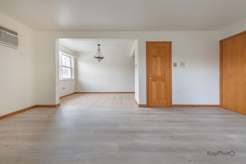 Tiny photo for 6914 W 65th Street #7, Chicago, IL 60638 (MLS # 12625474)