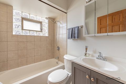 Tiny photo for 6914 W 65th Street #7, Chicago, IL 60638 (MLS # 12625474)