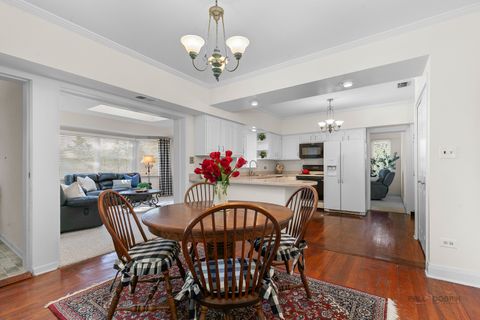 Tiny photo for 16231 W Port Clinton Road, Lincolnshire, IL 60069 (MLS # 12541982)