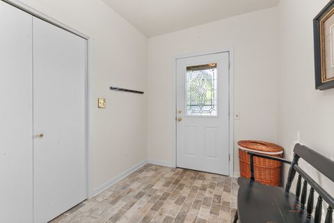 Tiny photo for 16231 W Port Clinton Road, Lincolnshire, IL 60069 (MLS # 12541982)