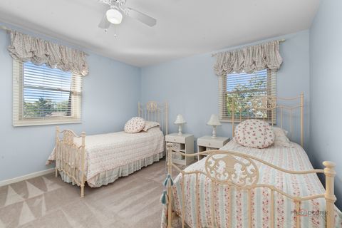 Tiny photo for 16231 W Port Clinton Road, Lincolnshire, IL 60069 (MLS # 12541982)