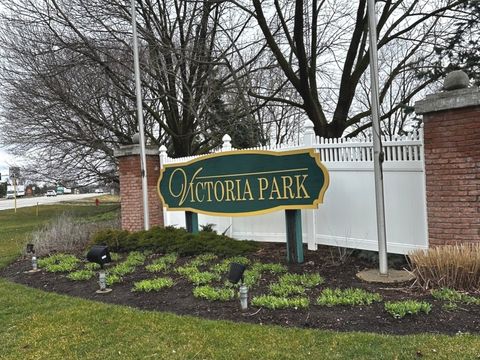 1801 Torrey Parkway Libertyville IL 60048