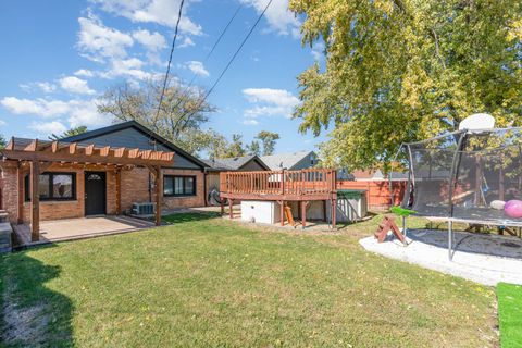 Tiny photo for 10821 Princess Avenue, Chicago Ridge, IL 60415 (MLS # 12500603)