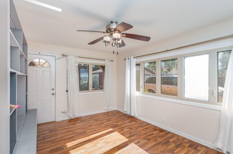 Tiny photo for 10821 Princess Avenue, Chicago Ridge, IL 60415 (MLS # 12500603)