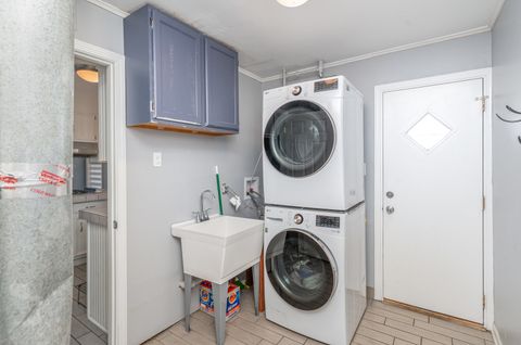 Tiny photo for 10821 Princess Avenue, Chicago Ridge, IL 60415 (MLS # 12500603)