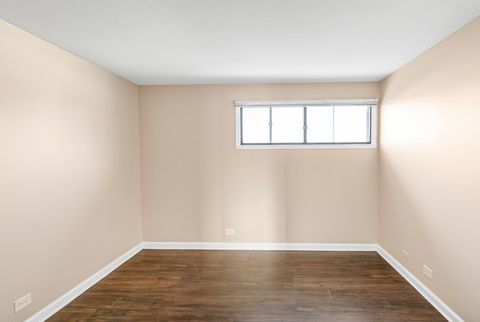 Tiny photo for 107 TONSET Court #107, Schaumburg, IL 60193 (MLS # 12539085)