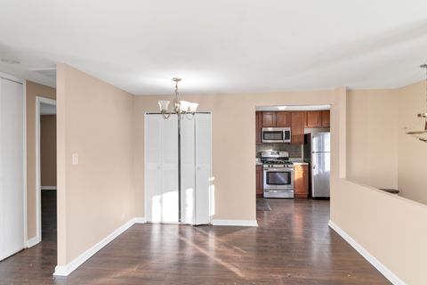 Tiny photo for 107 TONSET Court #107, Schaumburg, IL 60193 (MLS # 12539085)