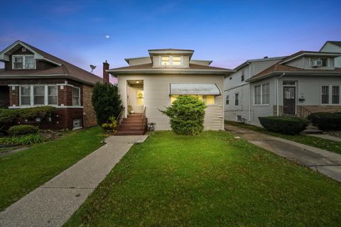 A home in Maywood