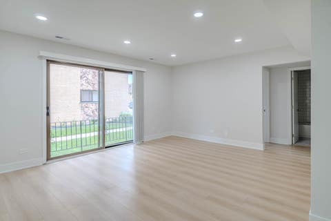 Tiny photo for 8504 W Catherine Avenue #1N, Chicago, IL 60656 (MLS # 12725920)