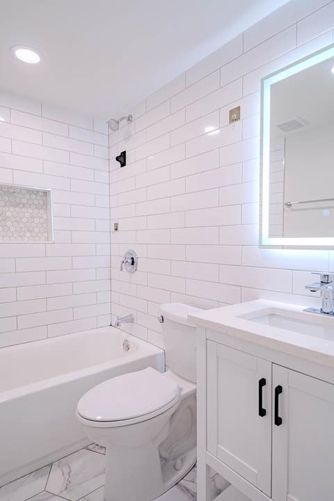 Tiny photo for 8504 W Catherine Avenue #1N, Chicago, IL 60656 (MLS # 12725920)