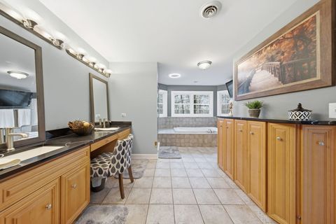 Tiny photo for 9 Echowood Drive, Algonquin, IL 60102 (MLS # 12586383)