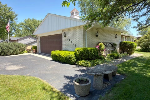 Tiny photo for 34841 N leonard Avenue, Ingleside, IL 60041 (MLS # 12667294)