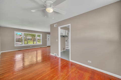 Tiny photo for 10 N ADAMS Drive, Addison, IL 60101 (MLS # 12685936)