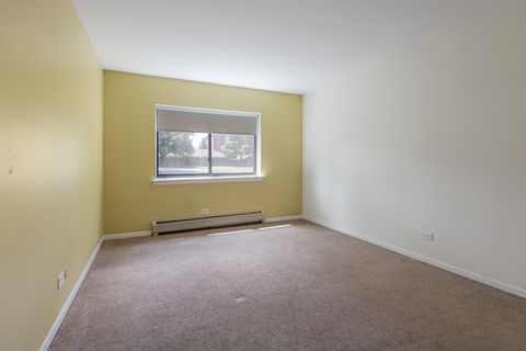 Tiny photo for 235 N Mill Road #115B, Addison, IL 60101 (MLS # 12125929)