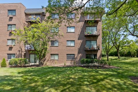 Tiny photo for 235 N Mill Road #115B, Addison, IL 60101 (MLS # 12125929)