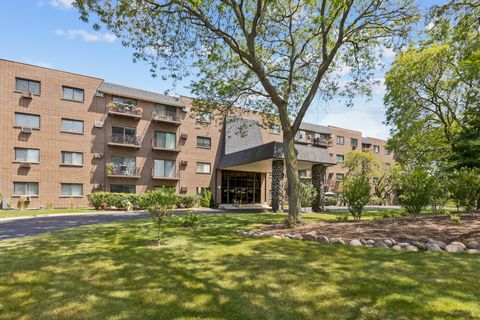 235 N Mill Road 115B Addison IL 60101