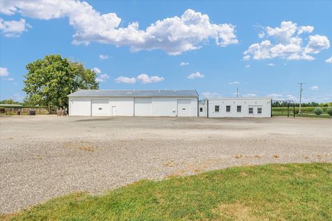 Tiny photo for 176 S Henning Road, Danville, IL 61832 (MLS # 12456457)