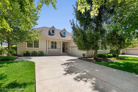 Photo of 25 Aztec Court, South Barrington, IL 60010 (MLS # 12692139)