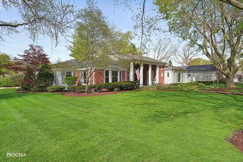 Tiny photo for 1421 Garfield Avenue, Aurora, IL 60506 (MLS # 12646734)