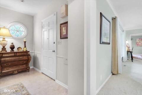 Tiny photo for 1421 Garfield Avenue, Aurora, IL 60506 (MLS # 12646734)