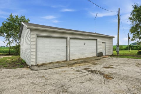 Tiny photo for 2737 E Indiana Avenue, Beecher, IL 60401 (MLS # 12707847)