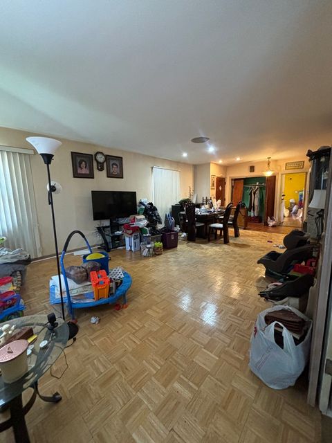Tiny photo for 6601 S Francisco Avenue, Chicago, IL 60629 (MLS # 12612673)