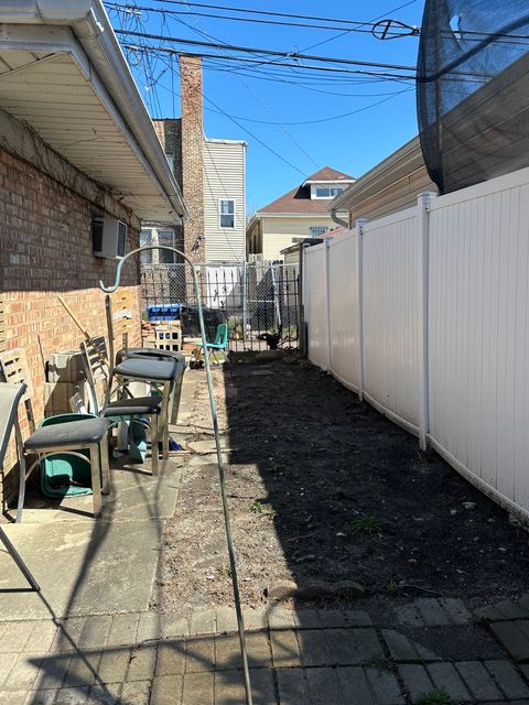 Tiny photo for 6601 S Francisco Avenue, Chicago, IL 60629 (MLS # 12612673)