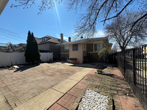 Tiny photo for 6601 S Francisco Avenue, Chicago, IL 60629 (MLS # 12612673)
