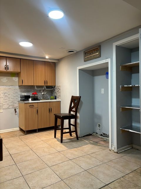 Tiny photo for 6601 S Francisco Avenue, Chicago, IL 60629 (MLS # 12612673)