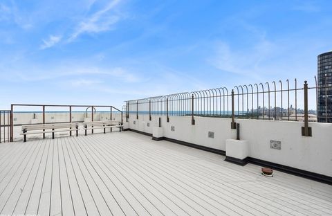 Tiny photo for 5455 N Sheridan Road #2904, Chicago, IL 60640 (MLS # 12632563)