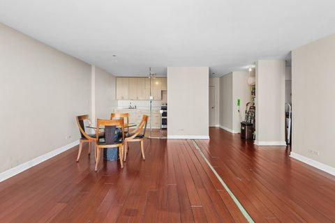 Tiny photo for 5455 N Sheridan Road #2904, Chicago, IL 60640 (MLS # 12632563)