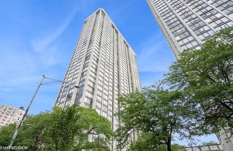 Photo of 5455 N Sheridan Road #2904, Chicago, IL 60640 (MLS # 12632563)