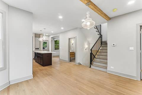 Tiny photo for 819 Mapleton Avenue, Oak Park, IL 60302 (MLS # 12678468)