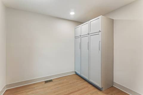Tiny photo for 819 Mapleton Avenue, Oak Park, IL 60302 (MLS # 12678468)