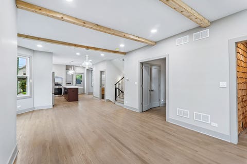Tiny photo for 819 Mapleton Avenue, Oak Park, IL 60302 (MLS # 12678468)