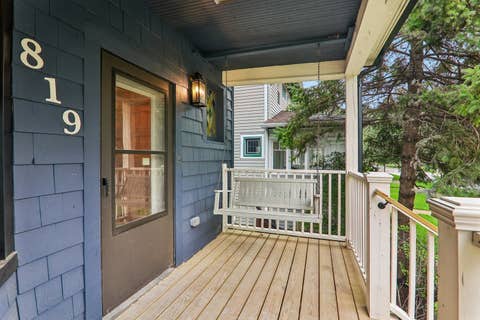 Tiny photo for 819 Mapleton Avenue, Oak Park, IL 60302 (MLS # 12678468)