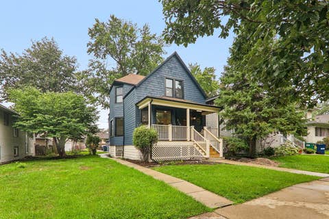 Tiny photo for 819 Mapleton Avenue, Oak Park, IL 60302 (MLS # 12678468)
