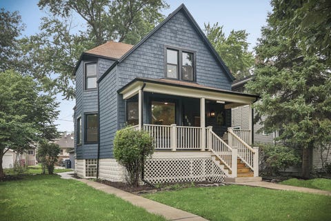 Photo of 819 Mapleton Avenue, Oak Park, IL 60302 (MLS # 12678468)