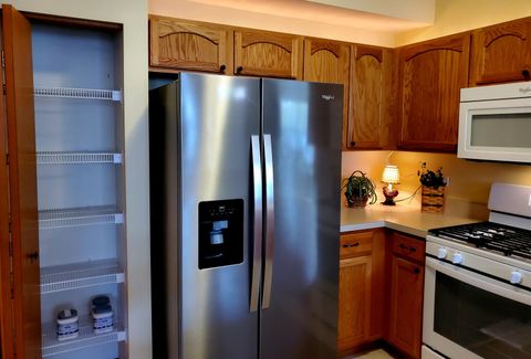 Tiny photo for 21471 Lake St Clair Drive, Crest Hill, IL 60403 (MLS # 12506626)