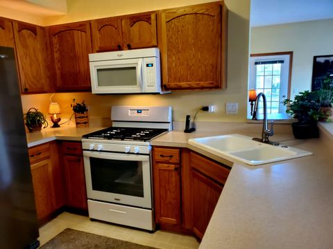 Tiny photo for 21471 Lake St Clair Drive, Crest Hill, IL 60403 (MLS # 12506626)